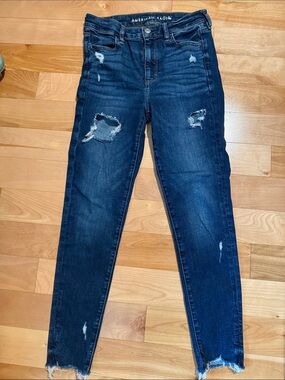American Eagle Outfitters Women's Dark Wash Distressed NLS raw hem Jeans 4 EUC